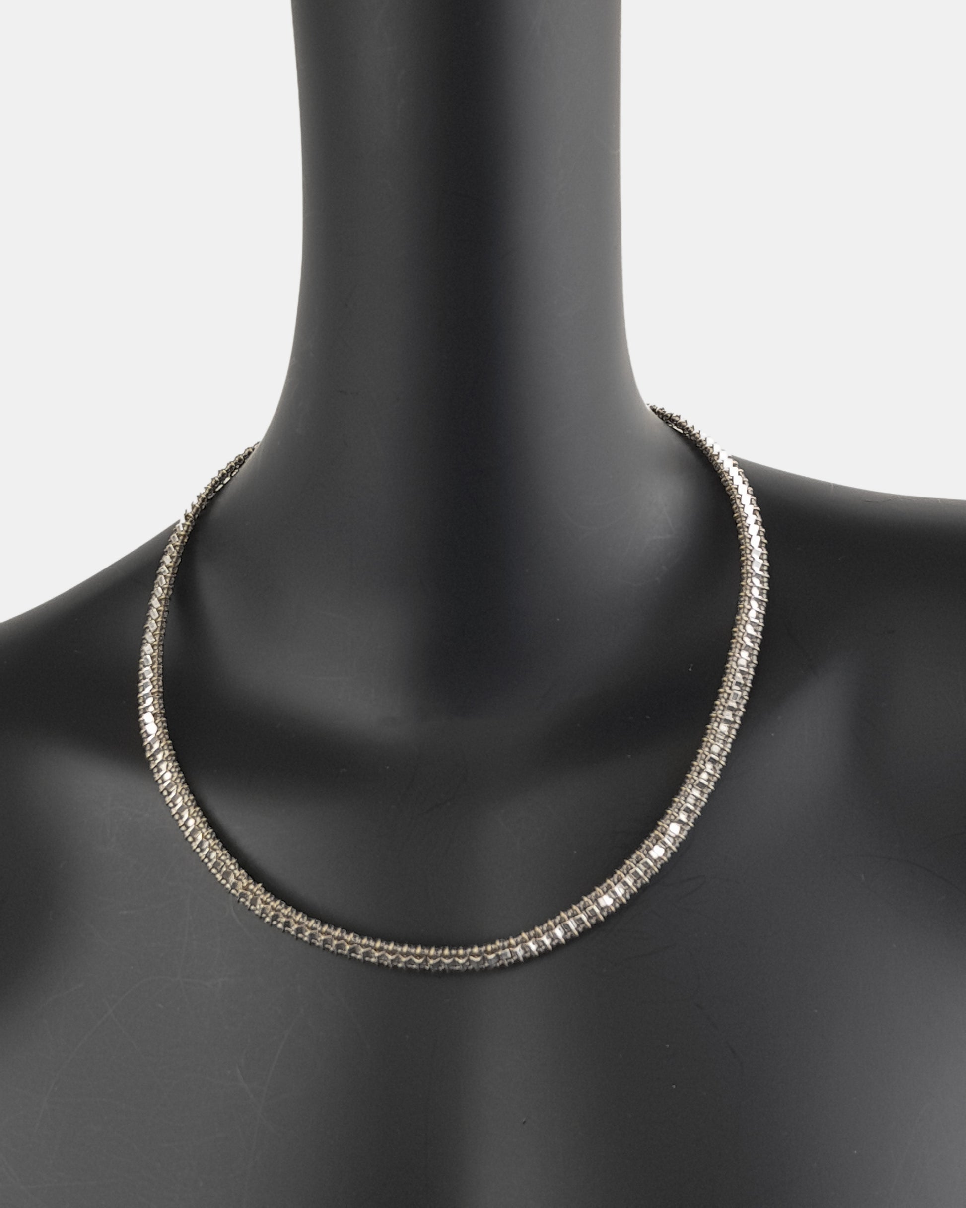 Collar Raíces plateado