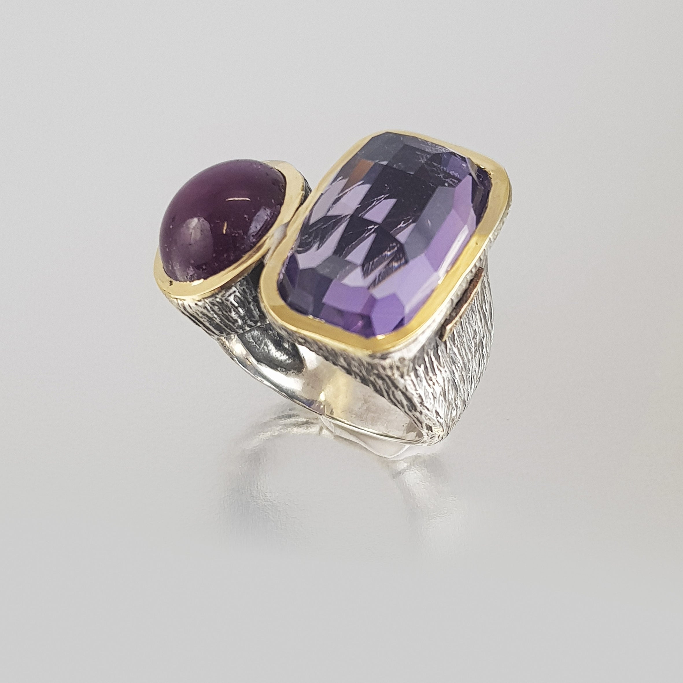 Anillo plata con amatista y rubí