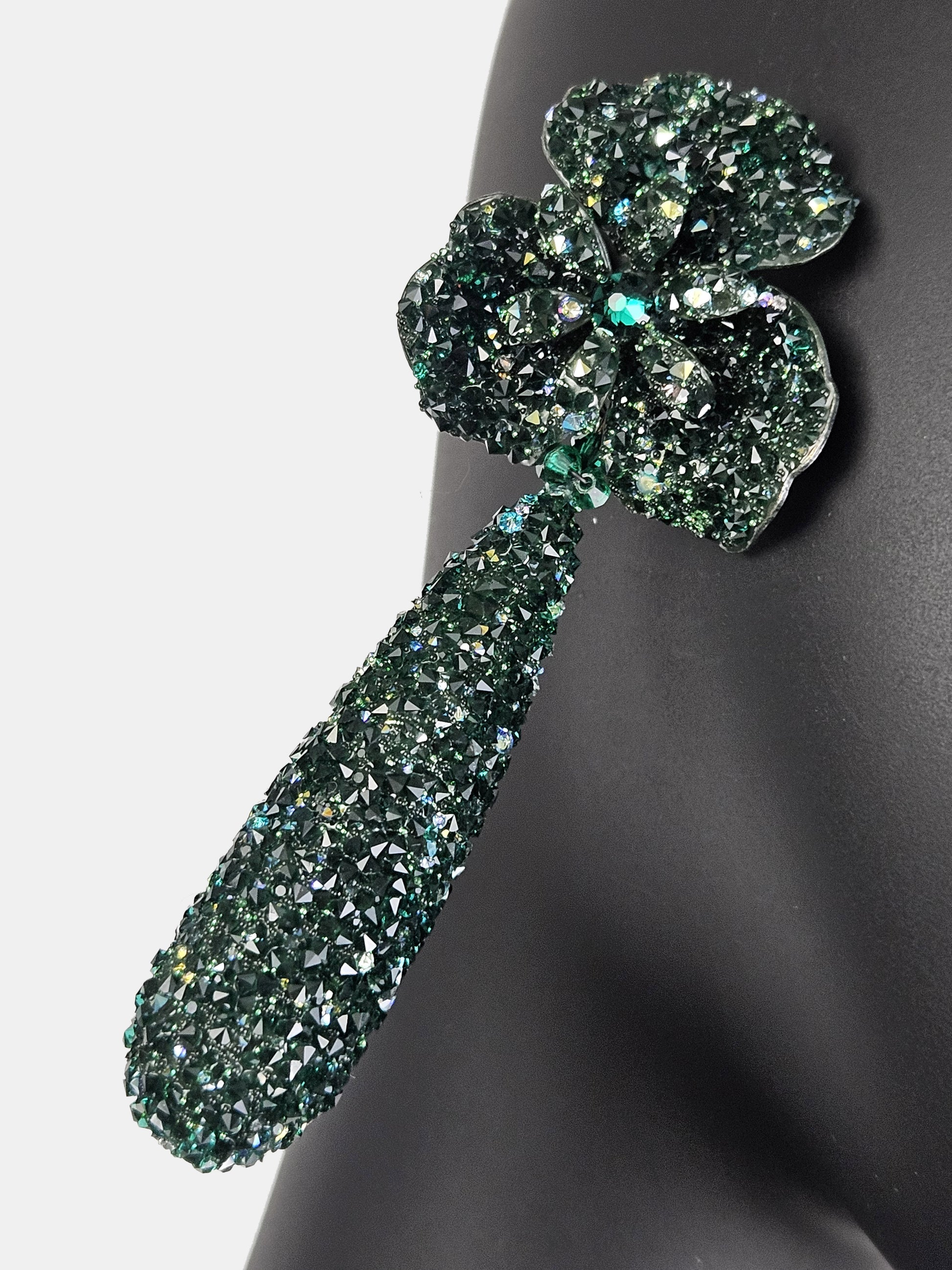 Pendientes Trébol con lágrima swarovski verde