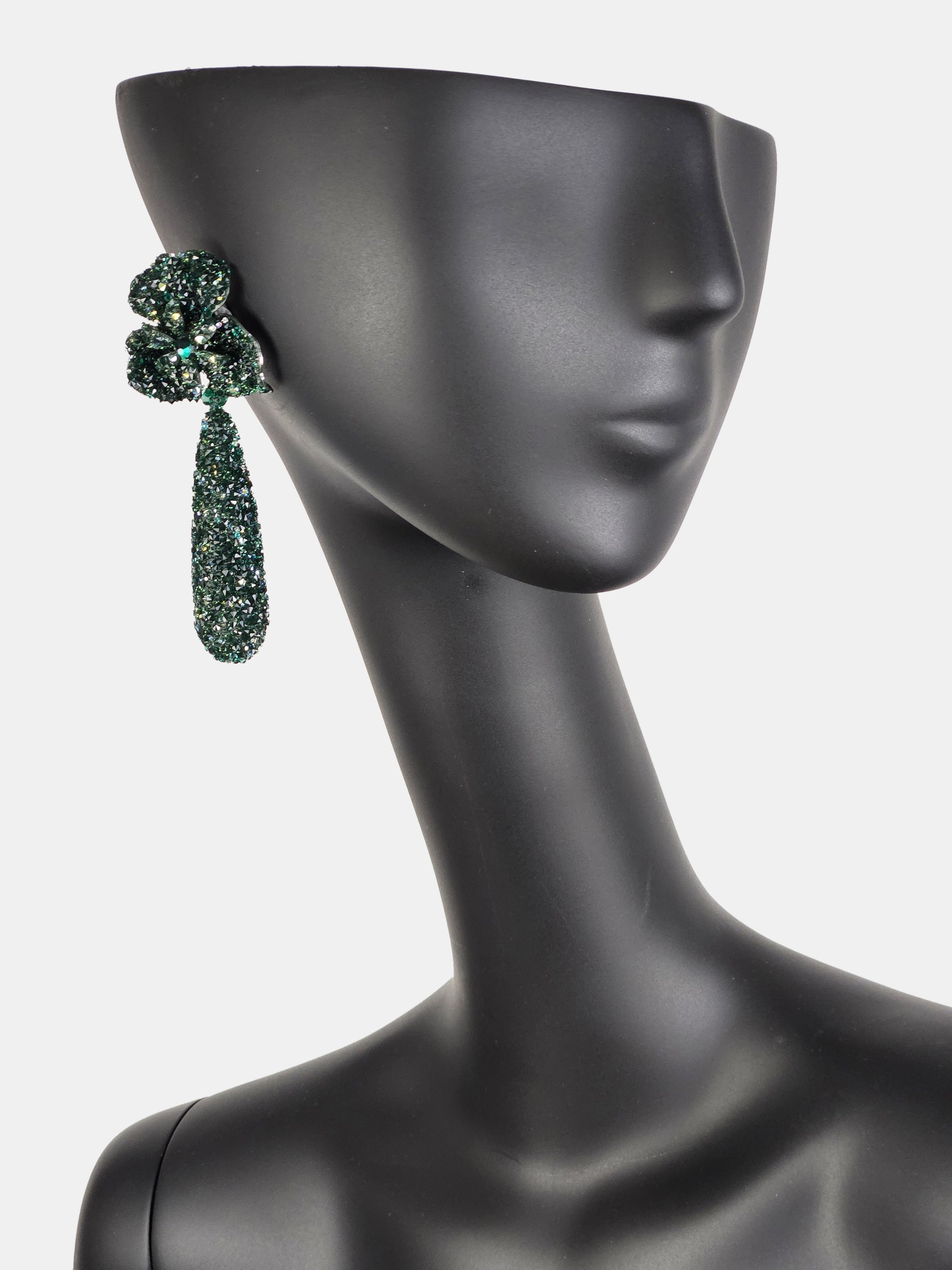 Pendientes Trébol con lágrima swarovski verde