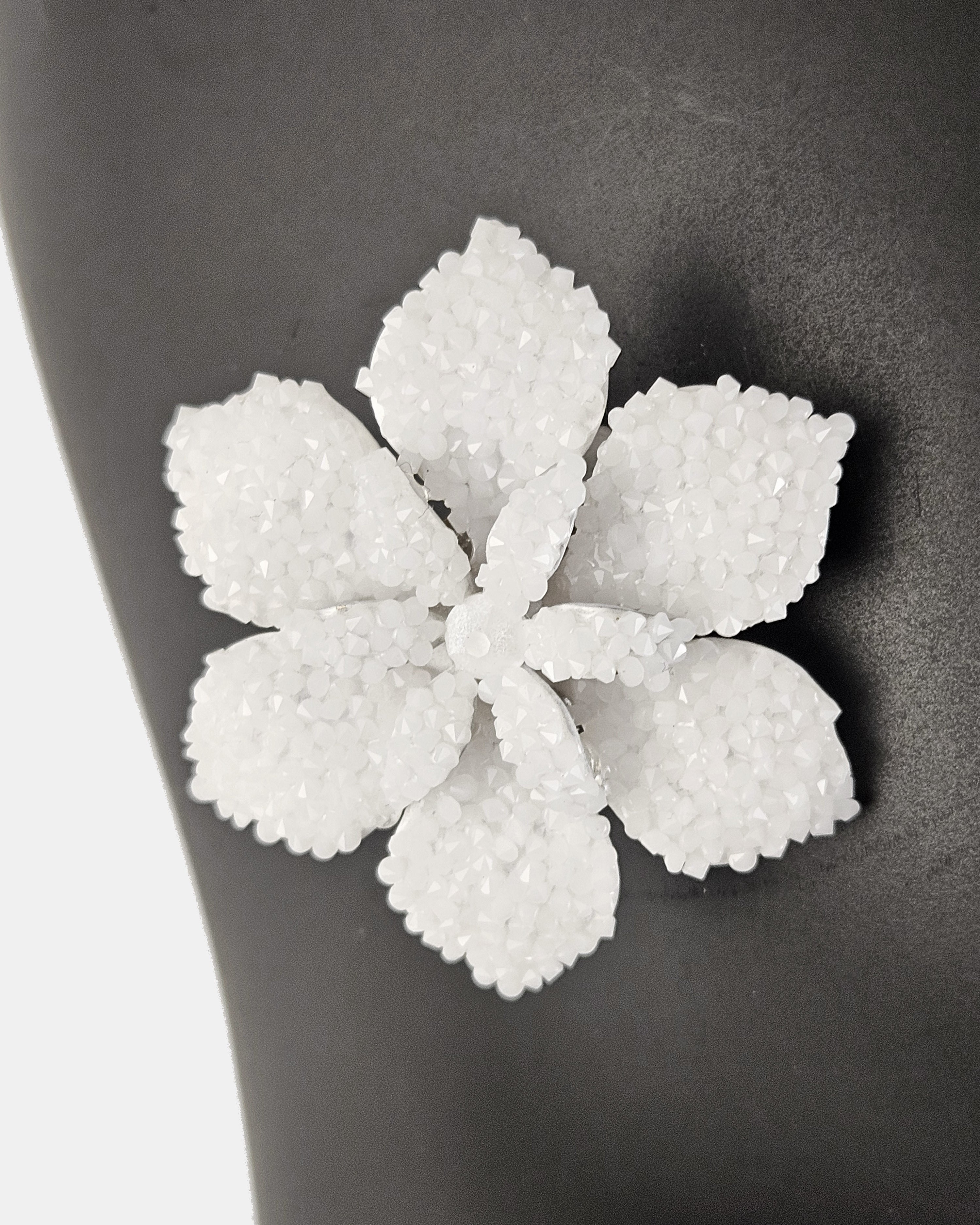 Pendientes swarovski flor blanca