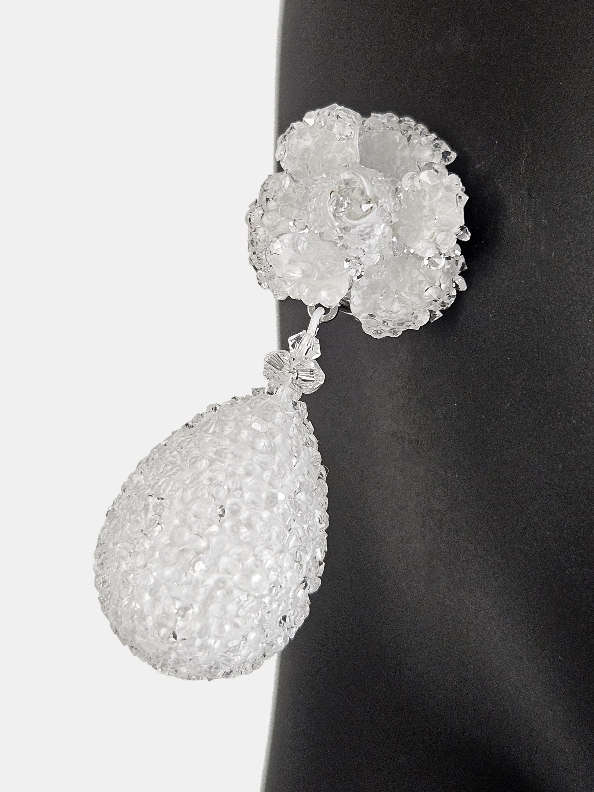 Swarovski crystal flower and teardrop pendant 