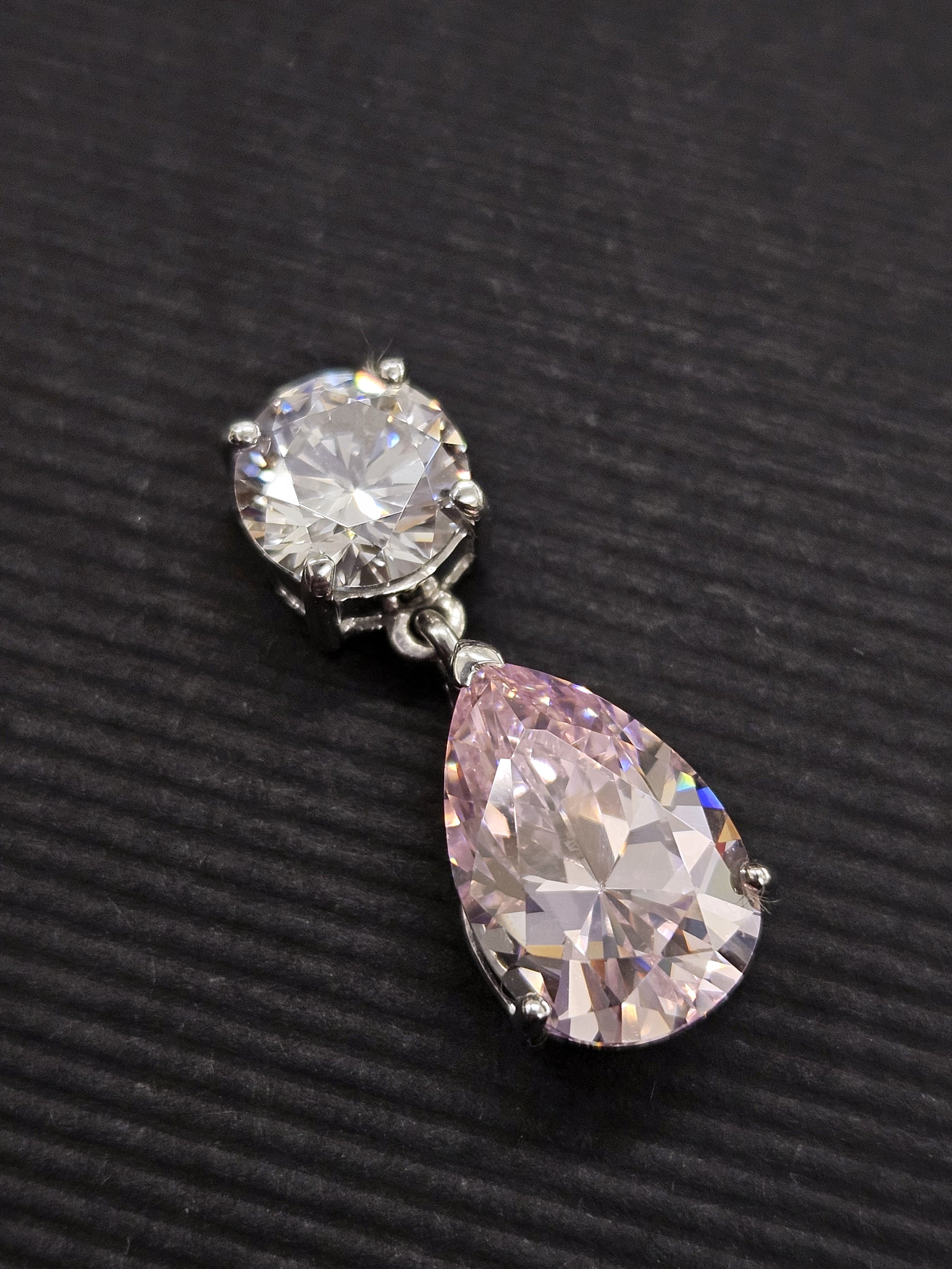 Pendientes plata y zirconita lágrima rosa