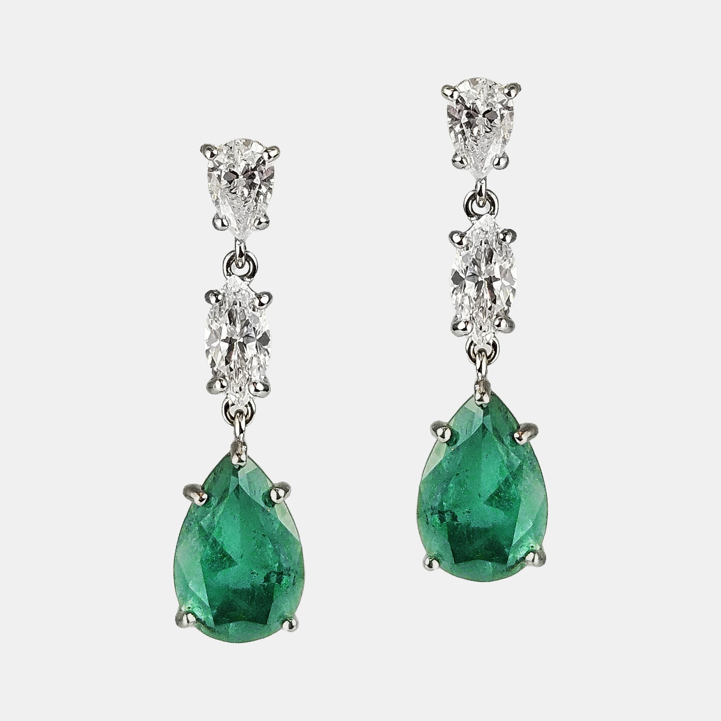 Pendientes zirconita lágrima verde esmeralda