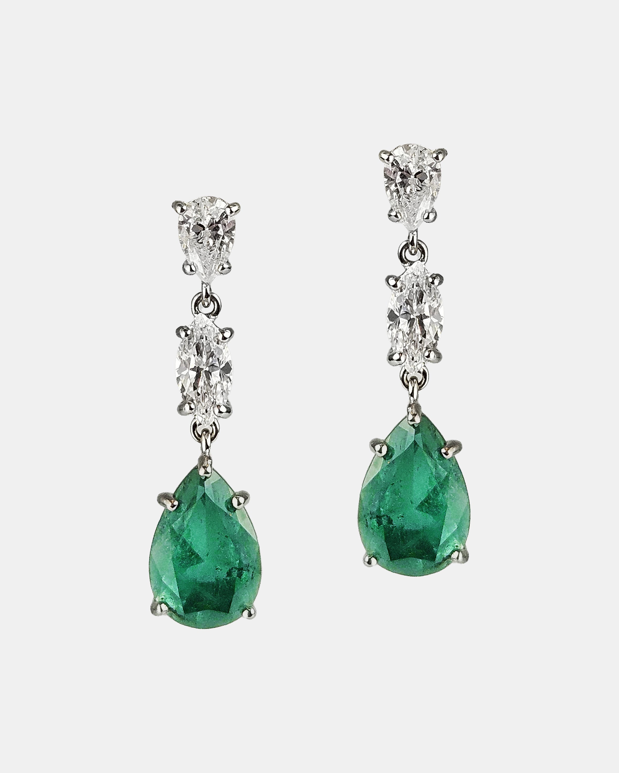 Pendientes zirconita lágrima verde esmeralda