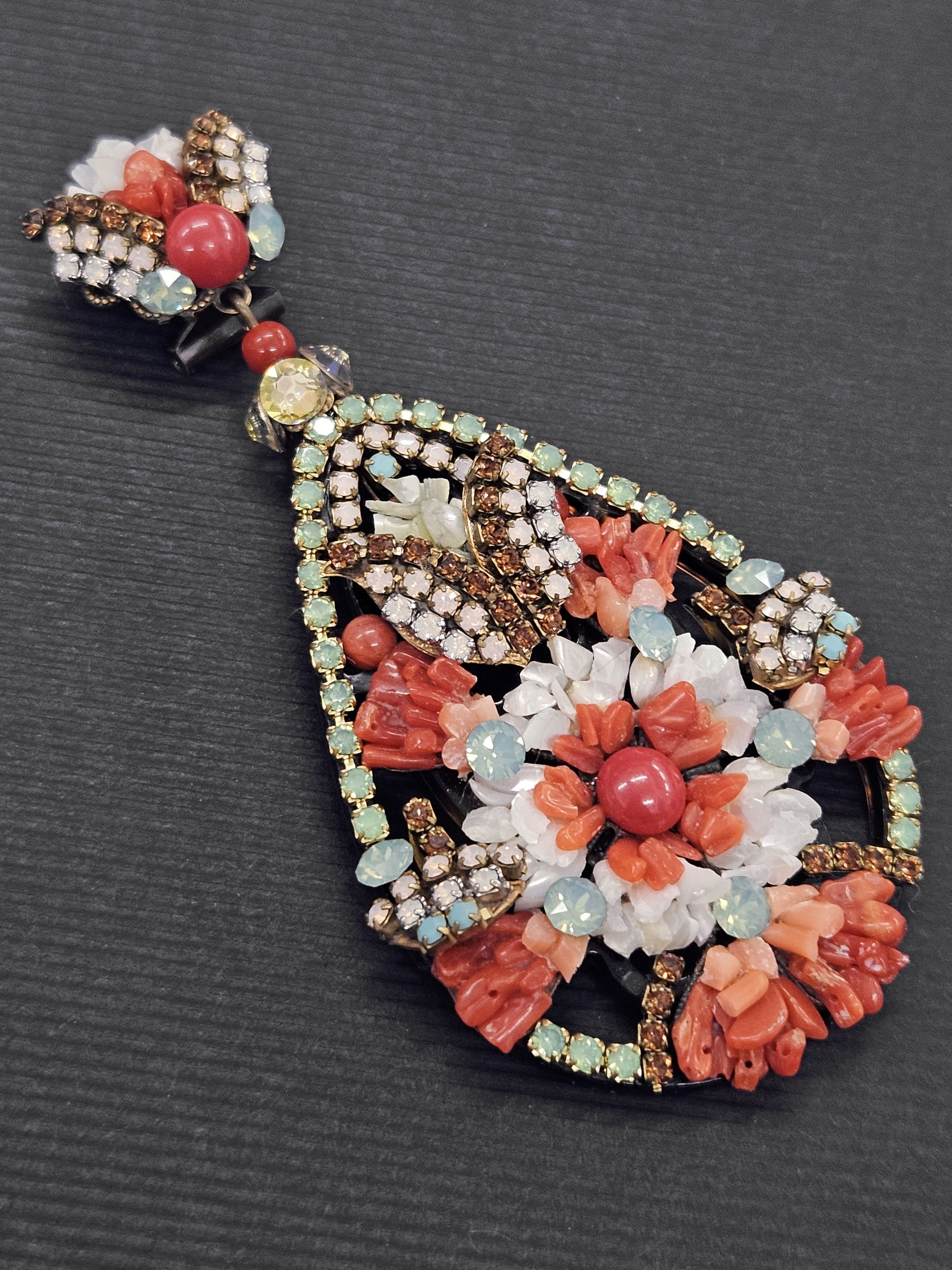 Pendientes Fuste medianos strass y nácar