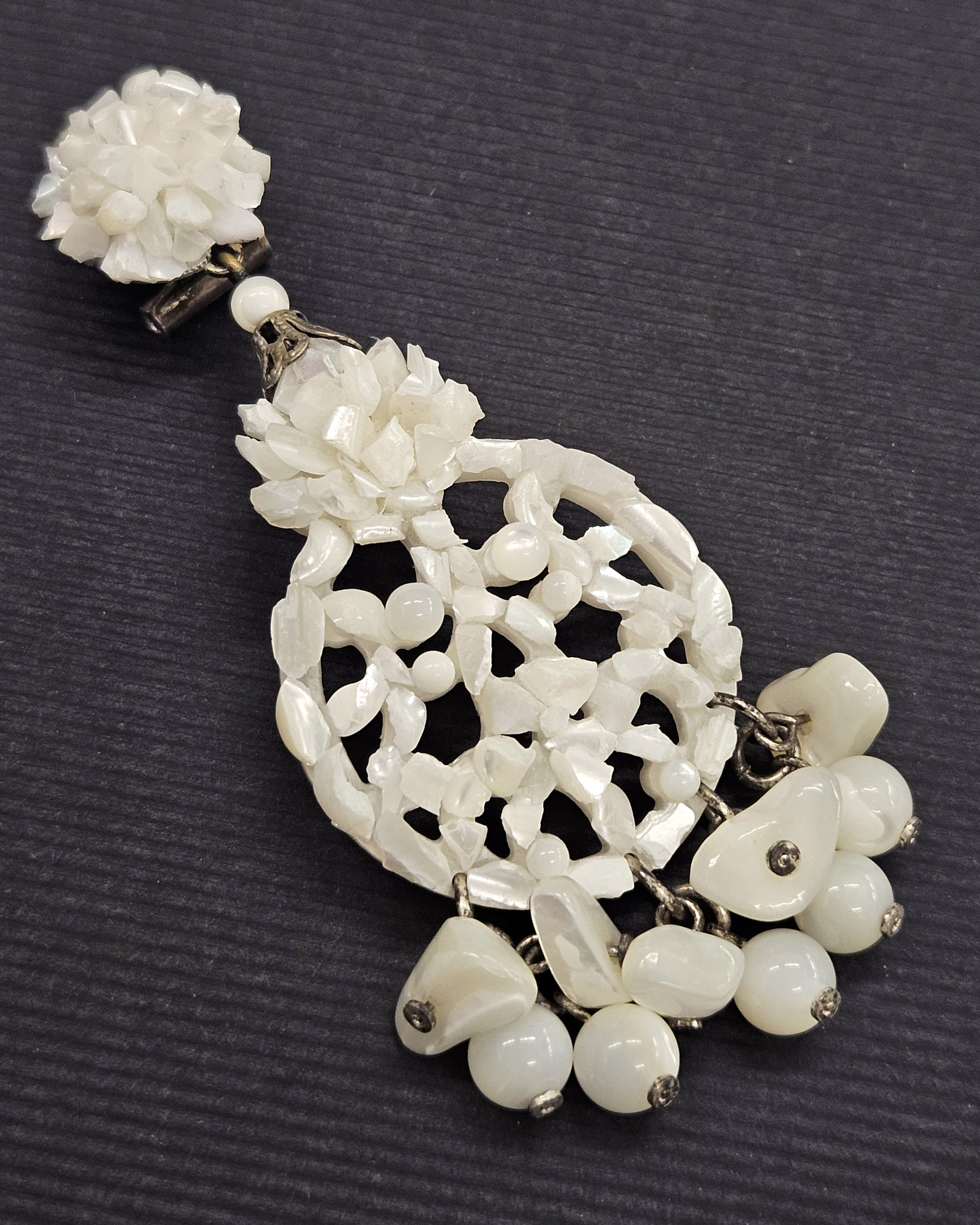 Pendientes medalla nácar