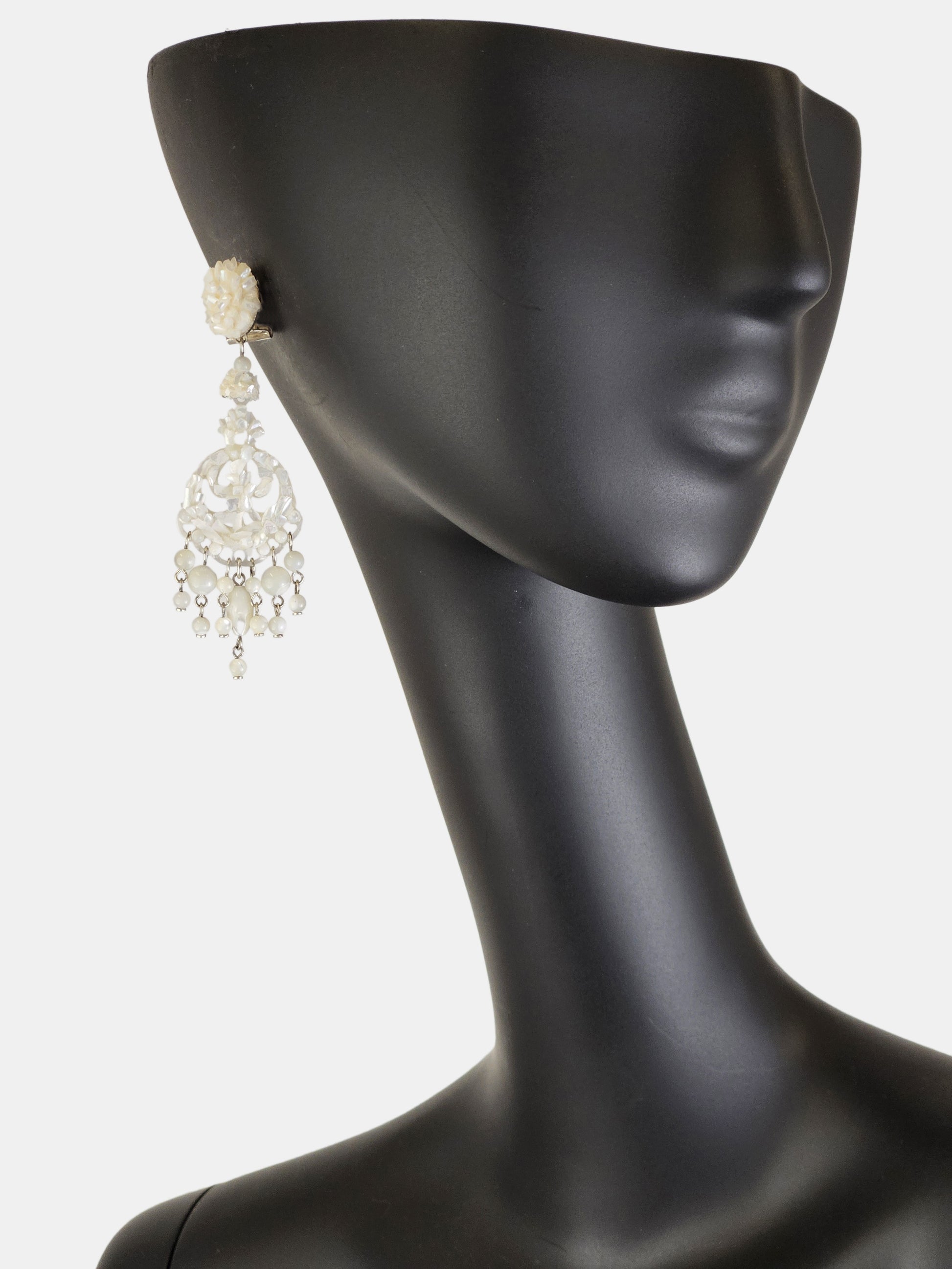 Pendientes medalla pequeña nácar