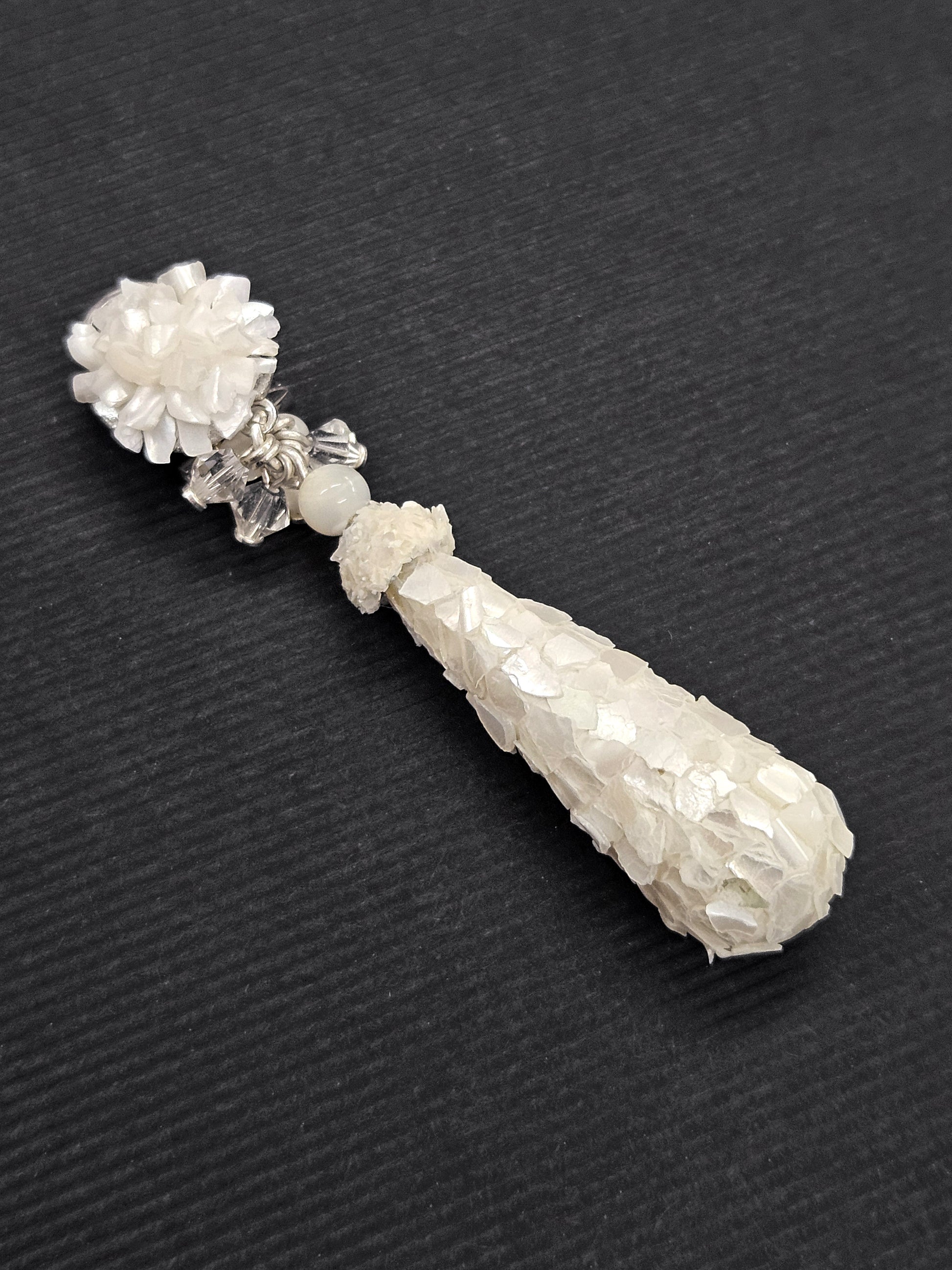 Pendientes lágrima y flor nácar