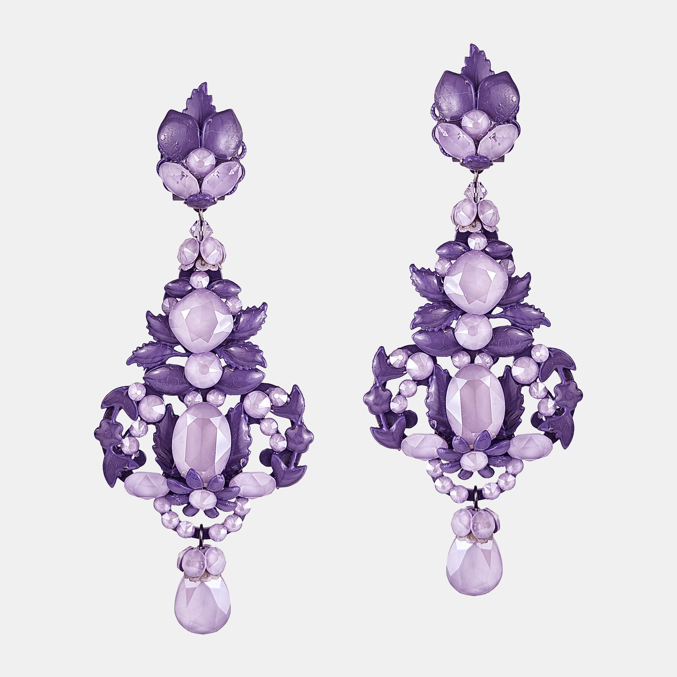 Purple enamel lacquer pendant 