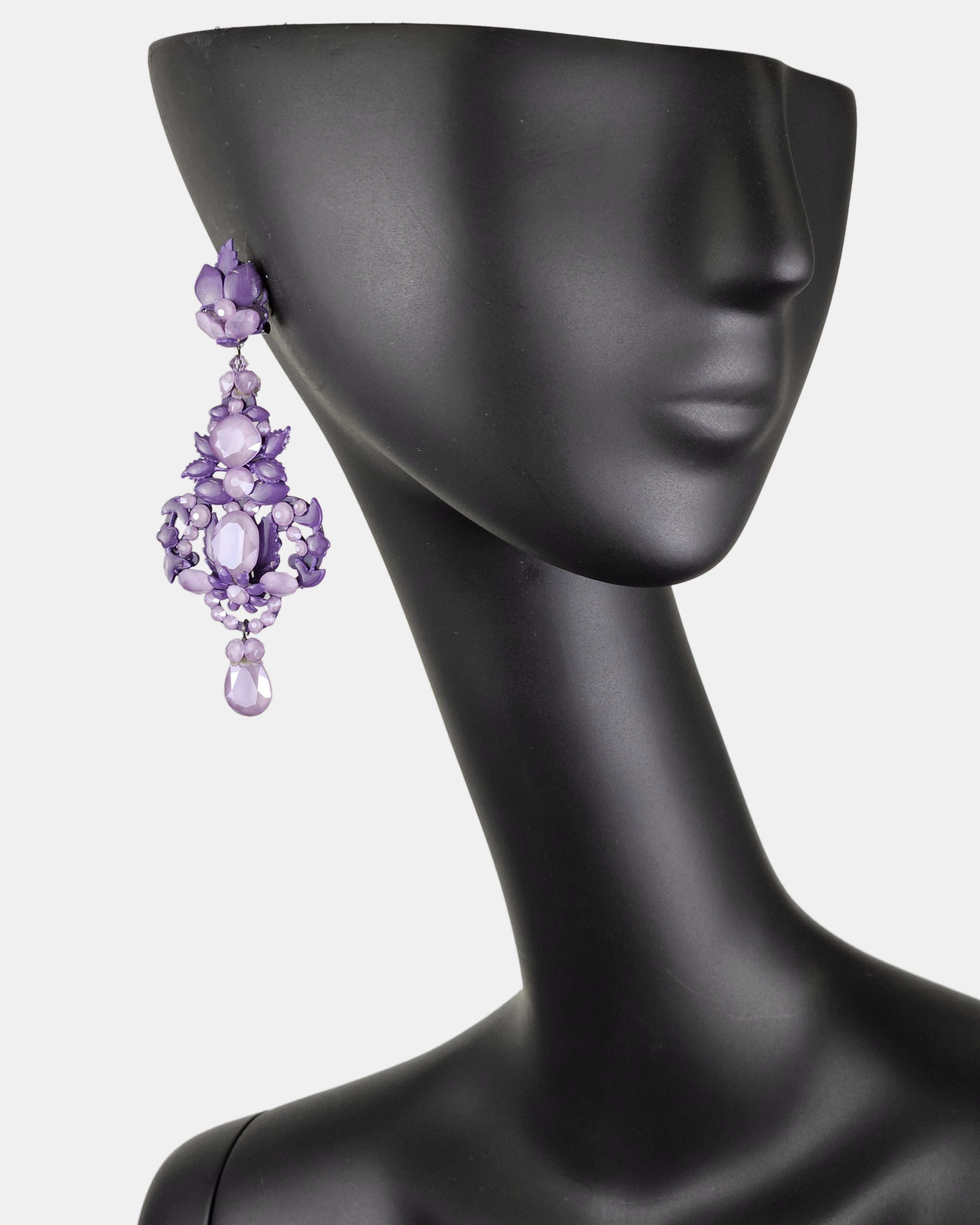 Purple enamel lacquer pendant 