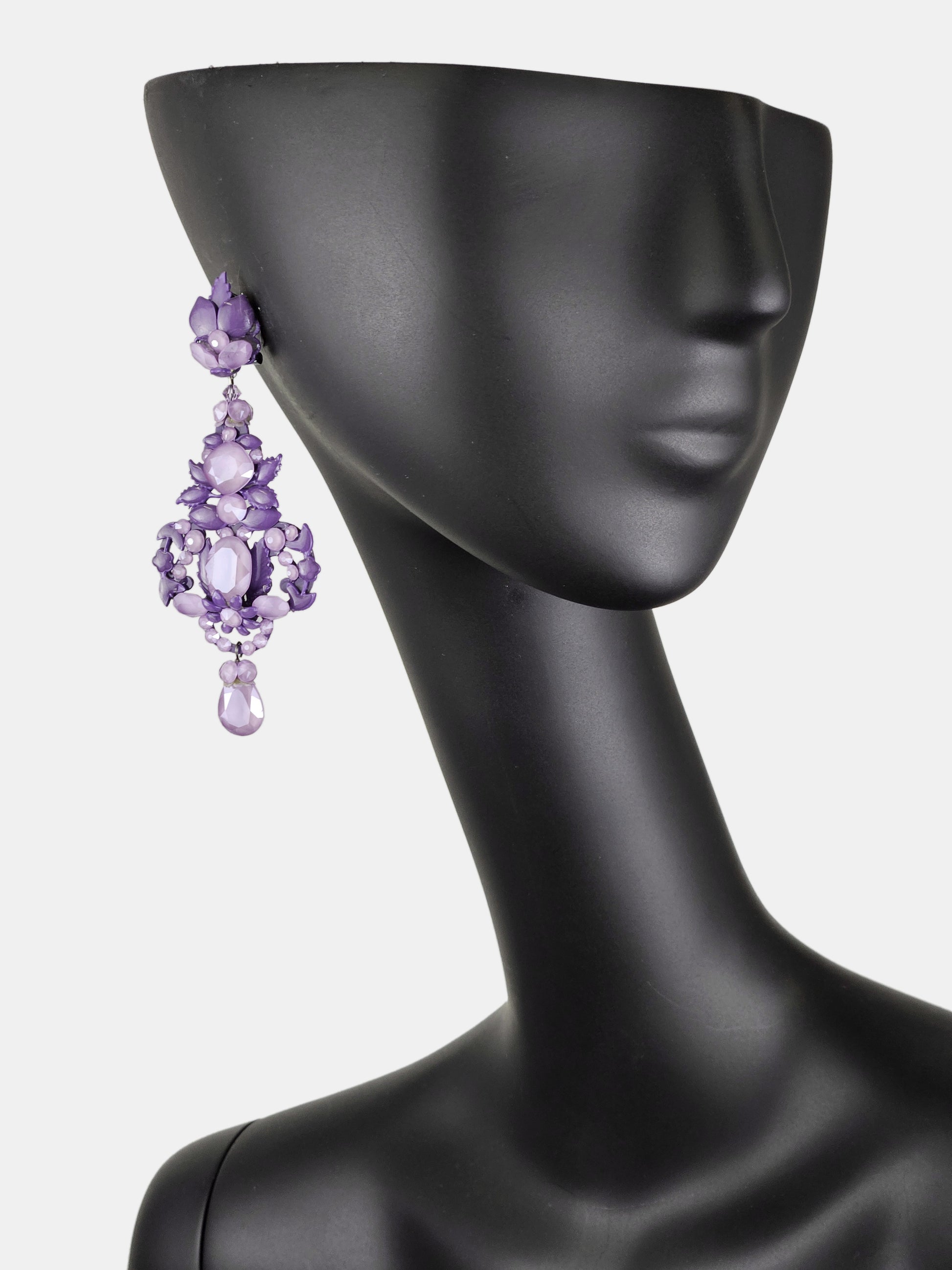 Purple enamel lacquer pendant 