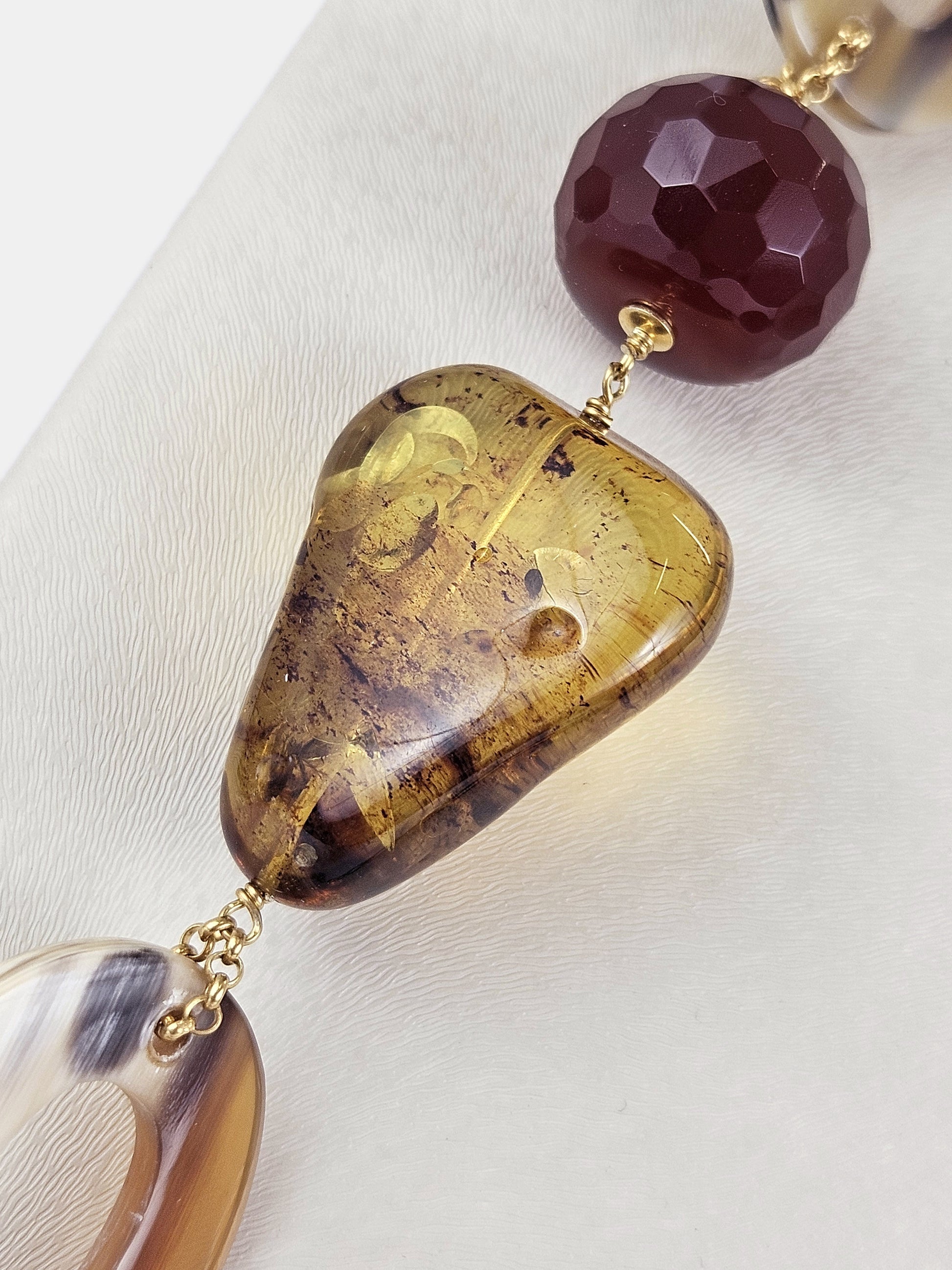 Collar Corno y cornalina