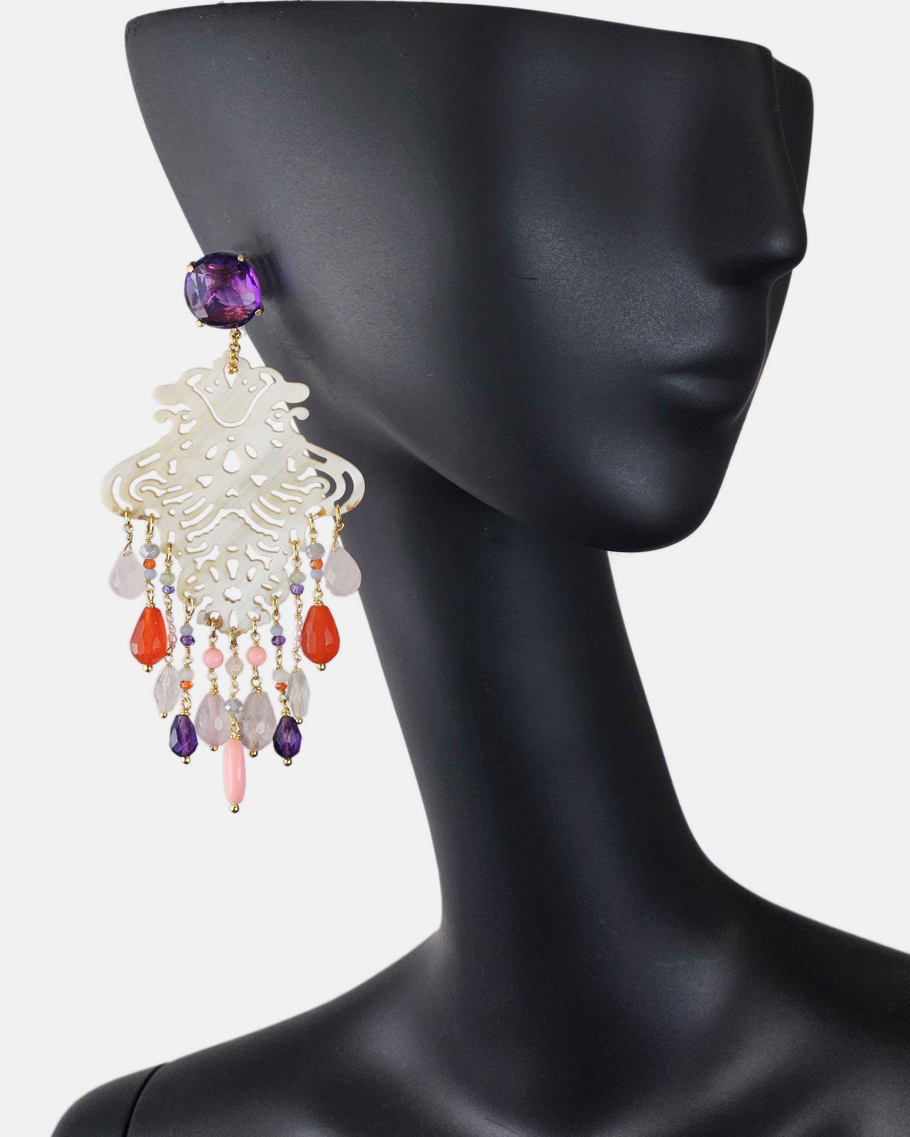 Asymmetrical tamburello and filigree earrings 
