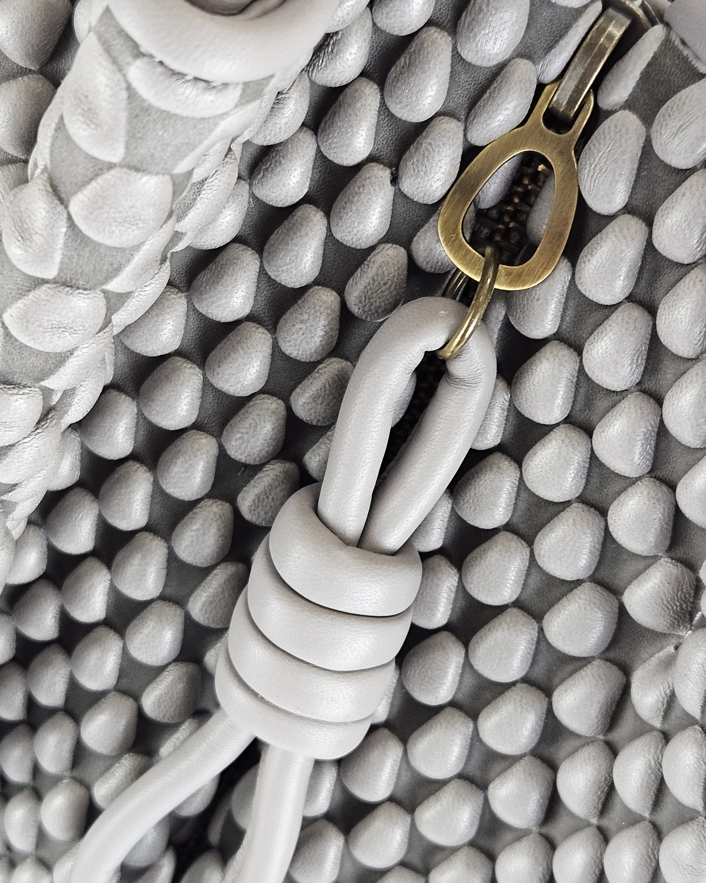 Surprise Shopper Small Smoke