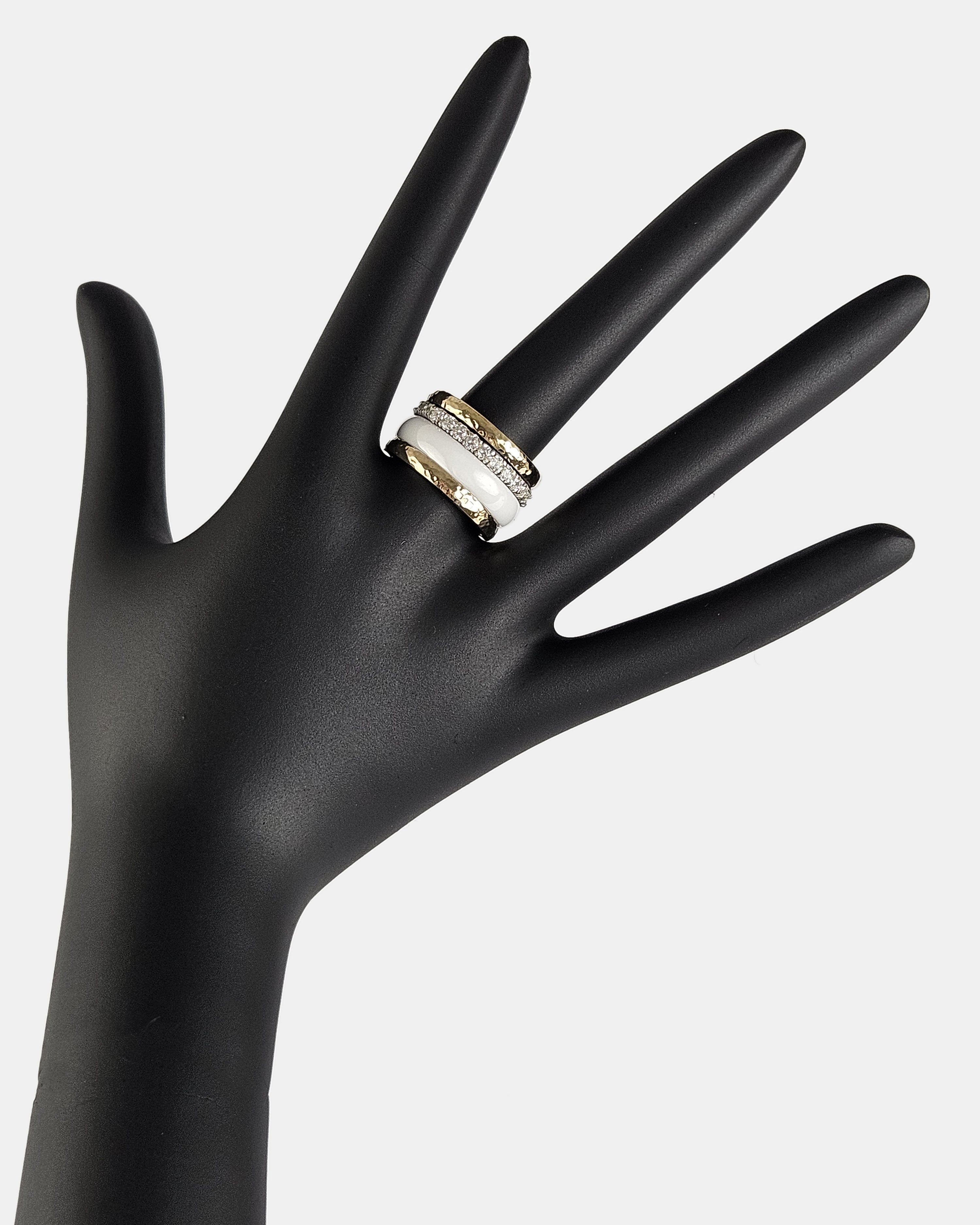 Anillo plata y circonitas con cerámica blanca