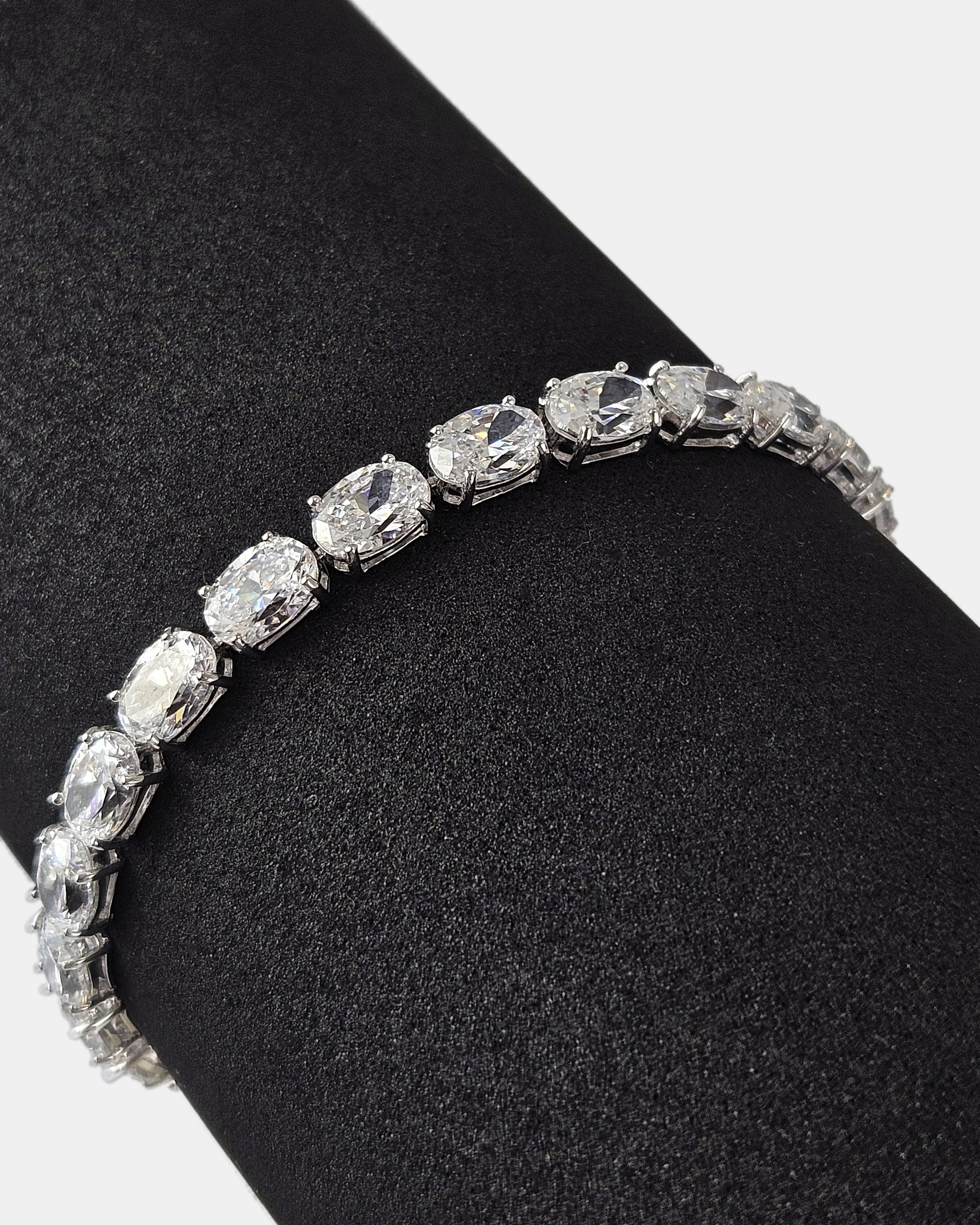 Pulsera plata y zirconita
