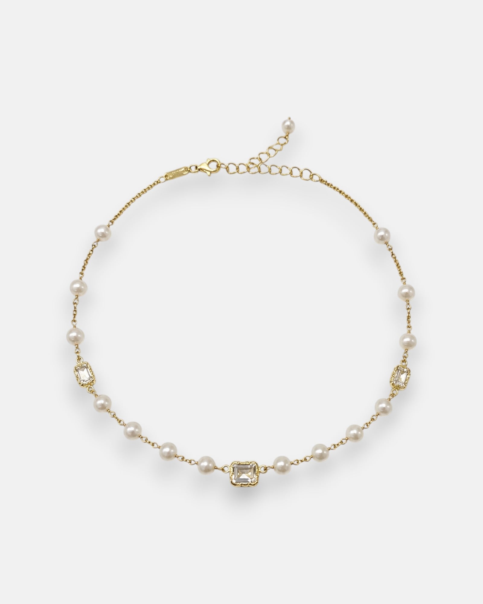 collar Fiorenza completo de Maria e Luisa Jewels en plata chapada en oro con perlas y cristales corte esmeralda.