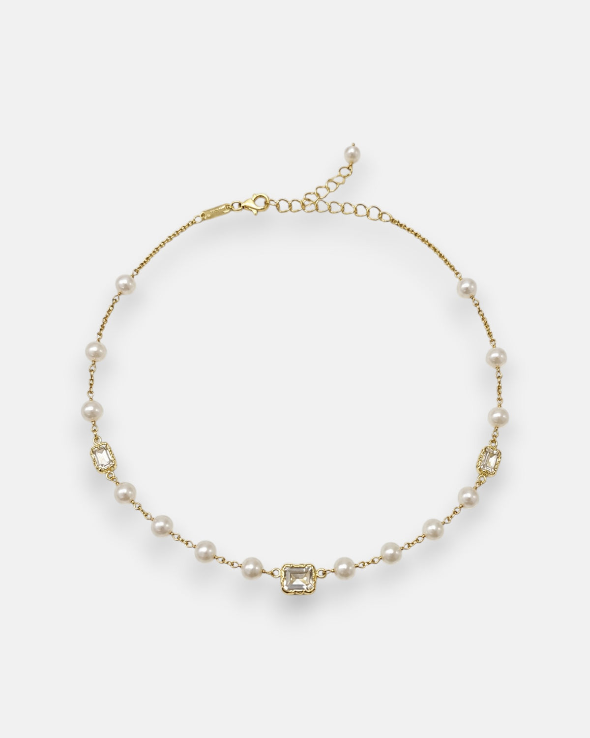 collar Fiorenza completo de Maria e Luisa Jewels en plata chapada en oro con perlas y cristales corte esmeralda.