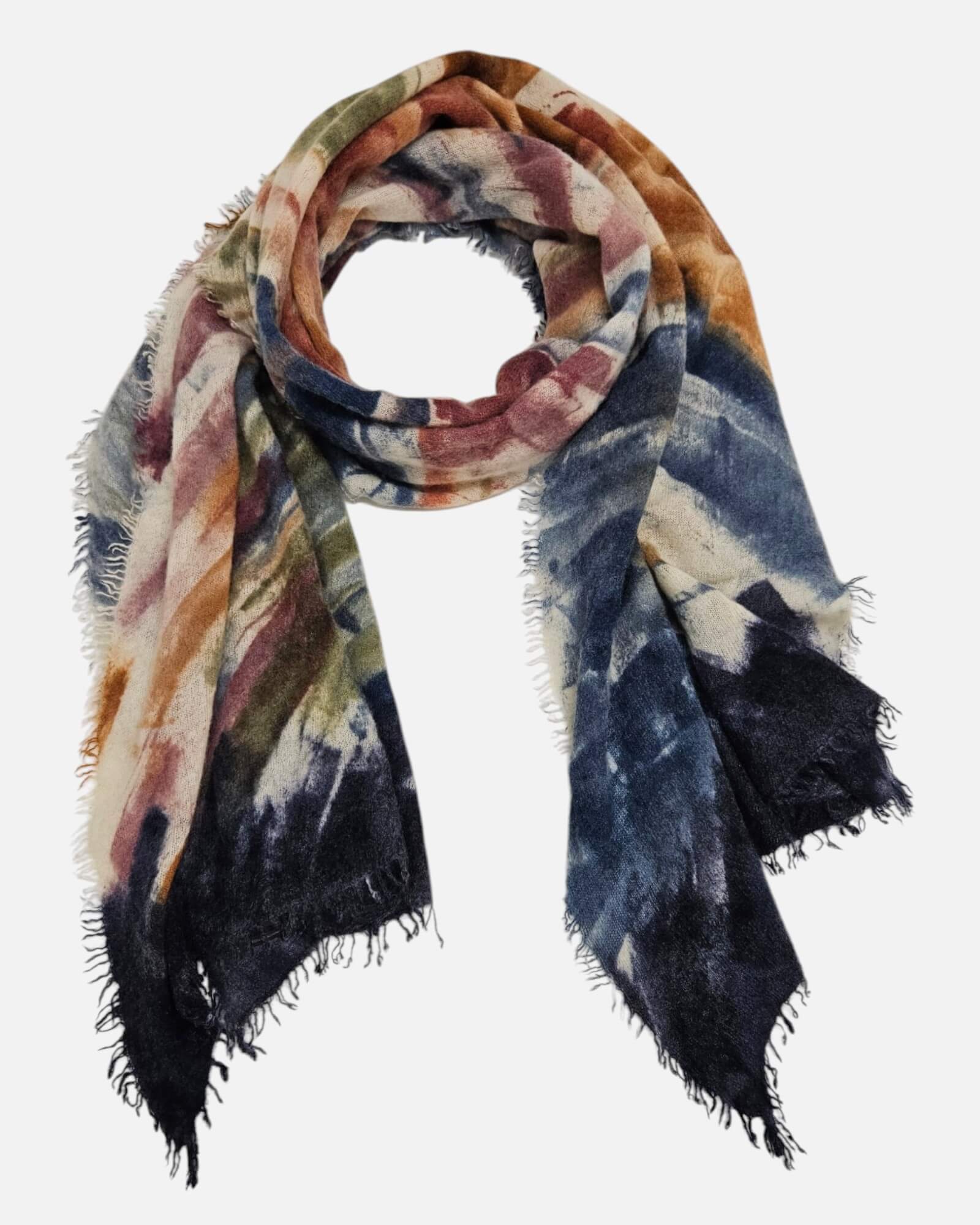 Foulard de cashmere Faliero Sarti extendido mostrando las franjas difuminadas de color y los bordes con micro-flecos.