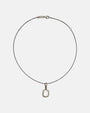 Collar Siena de Maria e Luisa con su cadena fina de plata envejecida y colgante rectangular de cuarzo transparente.