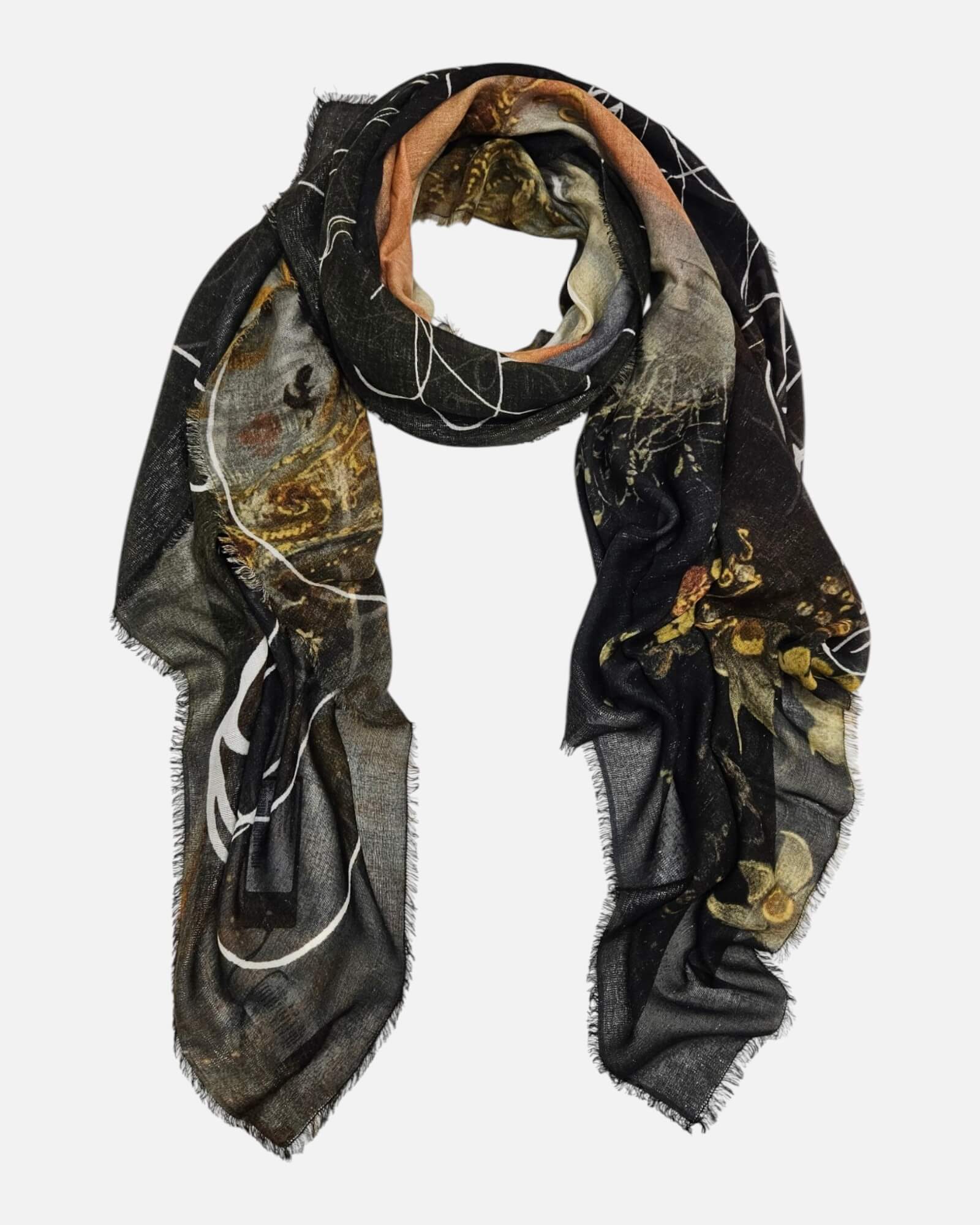 Foulard Faliero Sarti Elisabetta extendido de 135x160 cm mostrando su diseño barroco y bordes deshilachados.